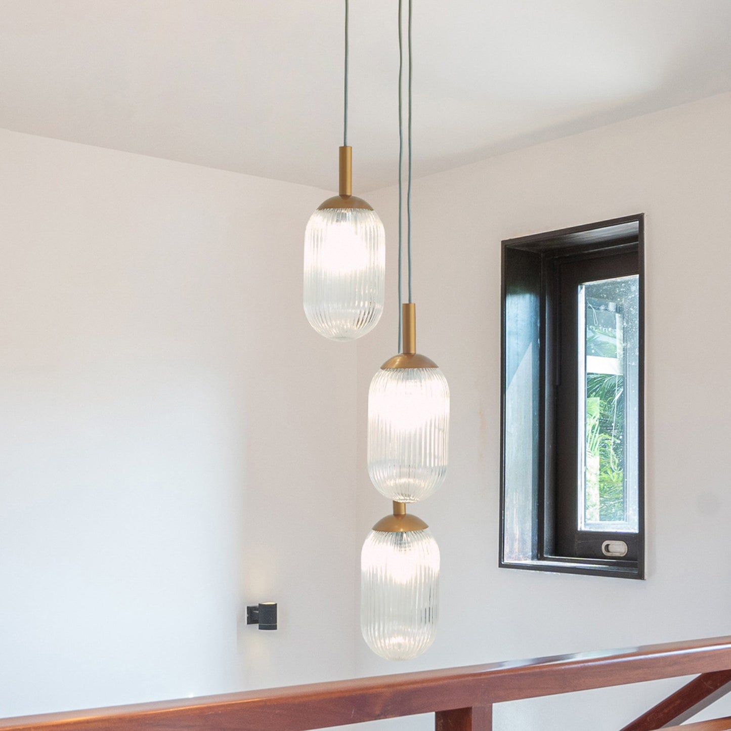 Warehouse Direct Sales New Design Personality Creative American Country Retro Ceiling Light Living Room Bedroom Reading Room Gala Pendant Lamp - Bronze and Clear 110-120V
