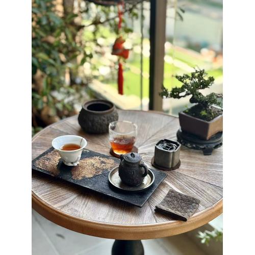 Wooden End Tables Retro Side Table French Country Accent Coffee Side Table Modern Small Round Tea Table Pedestal Side End Table for Living Room Household Restaurant Homestay