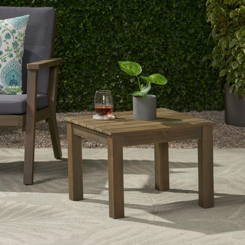 outdoor table