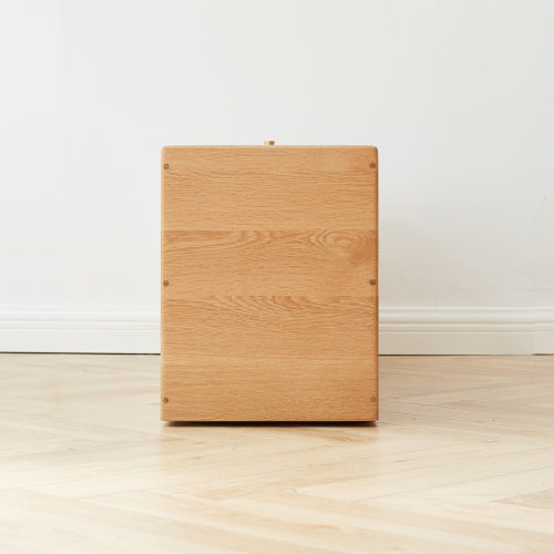 Solid North American Oak Four-Drawer Bedside Cabinet Multi-purpose Living Room Side Table