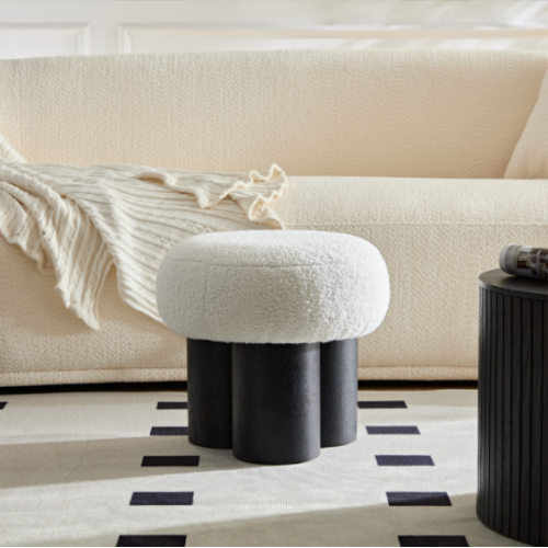 White Teddy Mushroom Ottoman Foot Stool, Imitation Wood Leg Cute Round Accent Seat for Entryway Bedroom