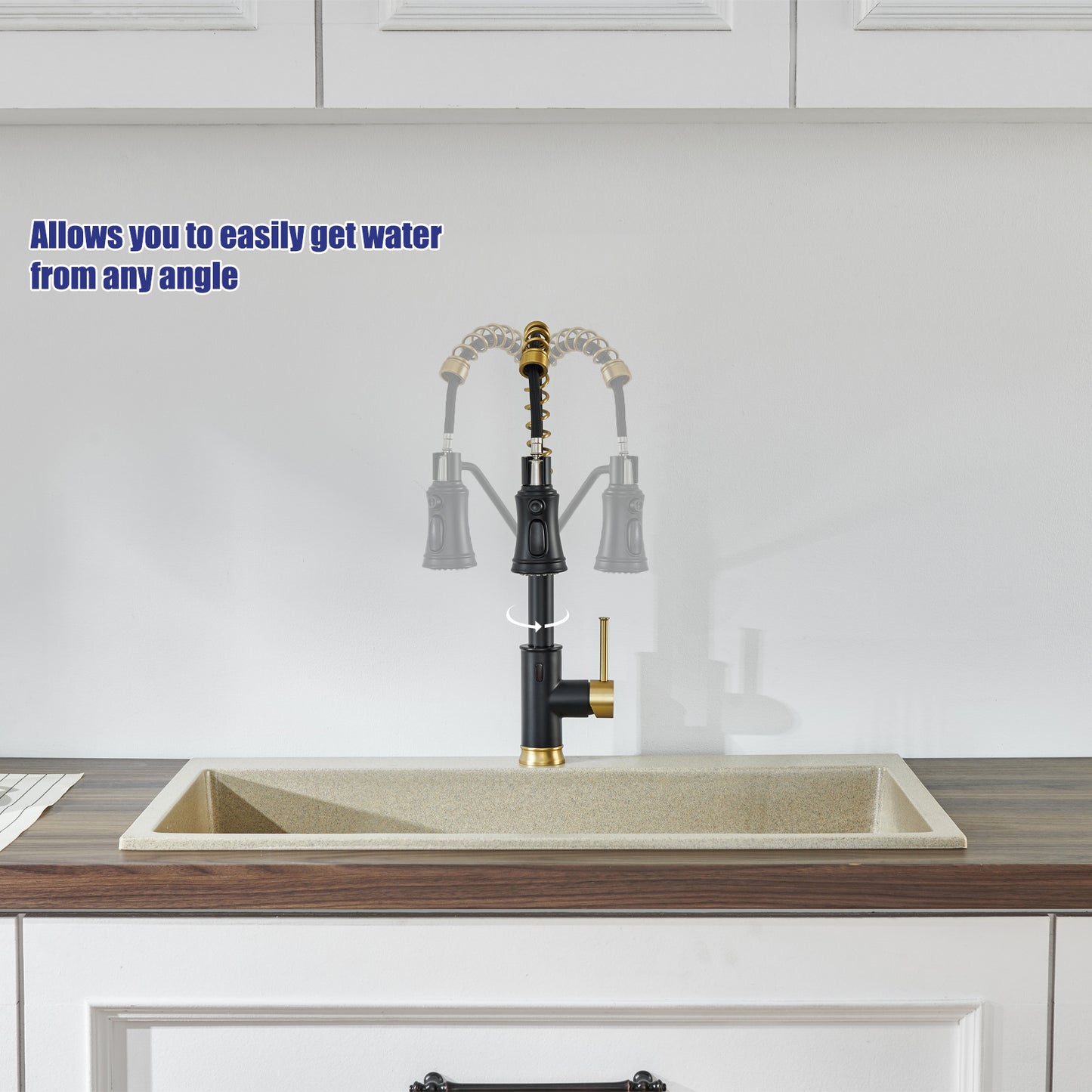 Single Handle Pull Out Sprayer Kitchen Faucet in Matte Black and Gold