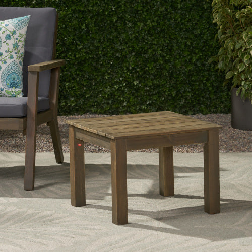 outdoor table