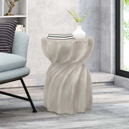 CANIS SIDE TABLE