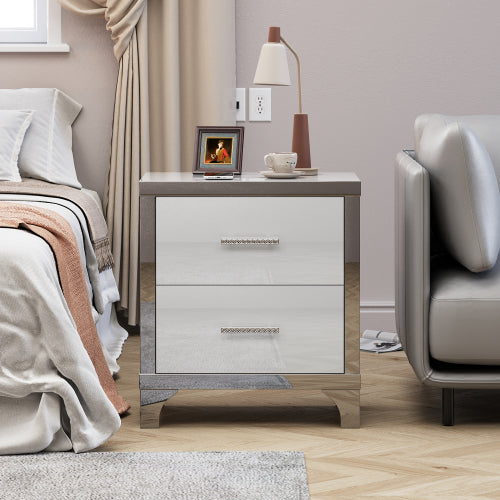 High Gloss Mirrored Nightstand with 2 Drawers,Modern End Table with Drawers,Mirrored High Gloss Wood Nightstand Metal Handle Bedside End Table for Bedroom, Dorm,Living Room,White