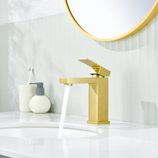 Single-Handle Single Hole Bathroom Faucet in Brushed Gold