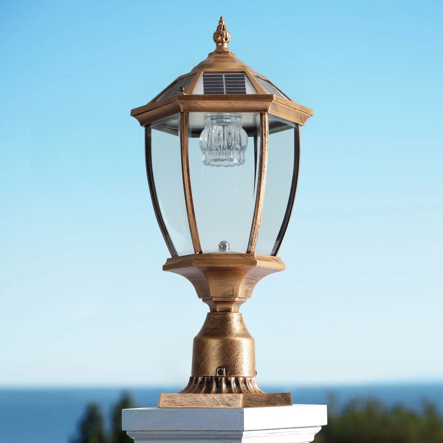 20"(H) Golden Solar Powered LED Outdoor Lantern, Vintage Garden Light with Elegant Glass Design for Pathways, Yards, and Patios (1-Pack)
