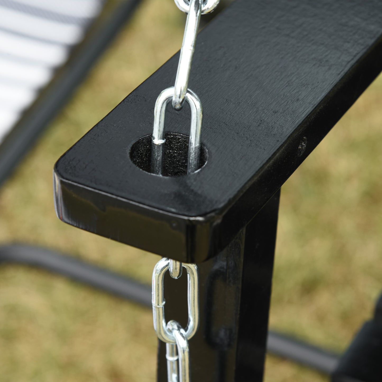 Outsunny 2-Seater Hanging Porch Swing Outdoor Patio Swing Chair Seat with Slatted Build and Chains, 440lbs Weight Capacity, Black