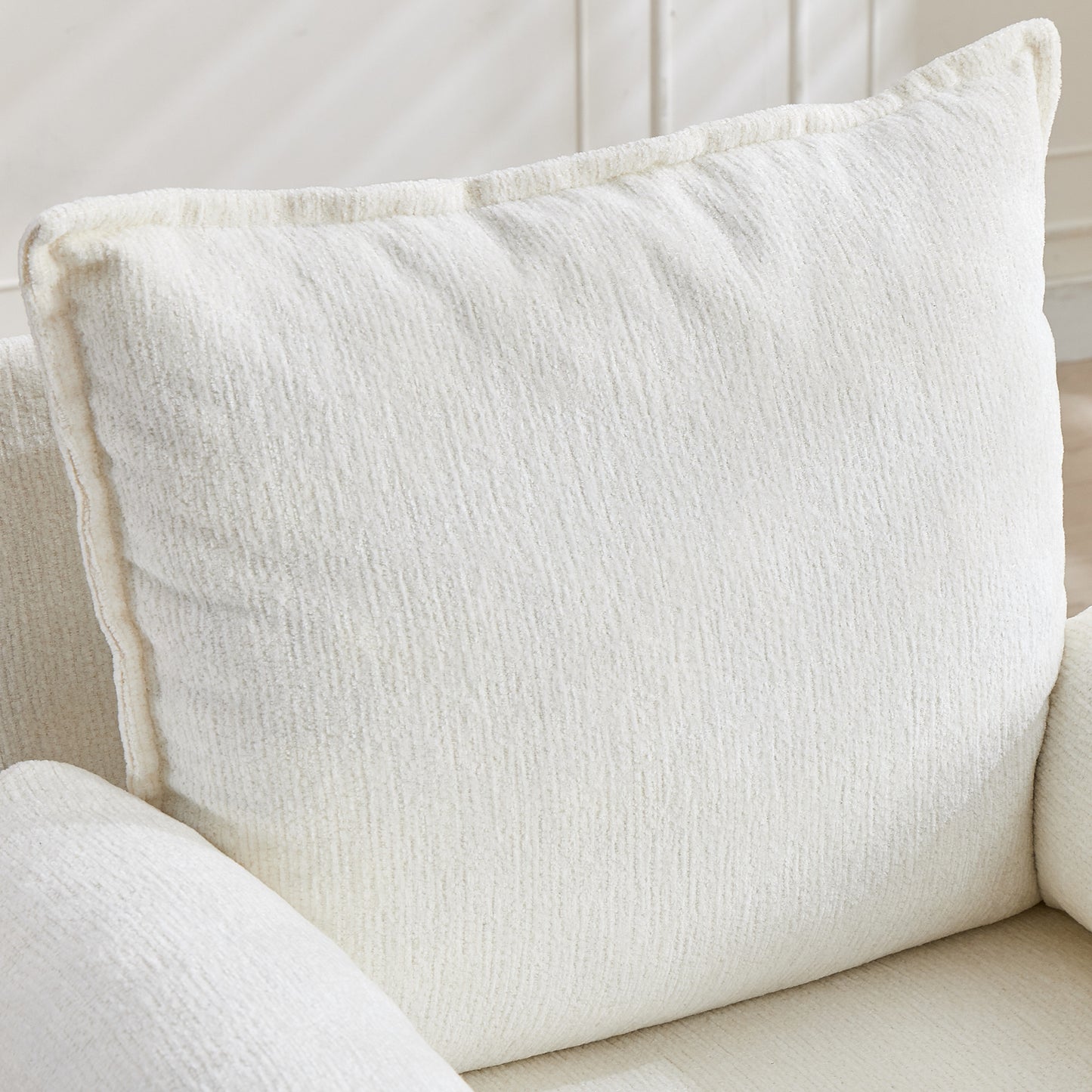 Adjustable recliner, adjustable in various angles (90°-180°), suitable for a variety of scenes, whether it is resting, games, or reading, it is an excellent choice.