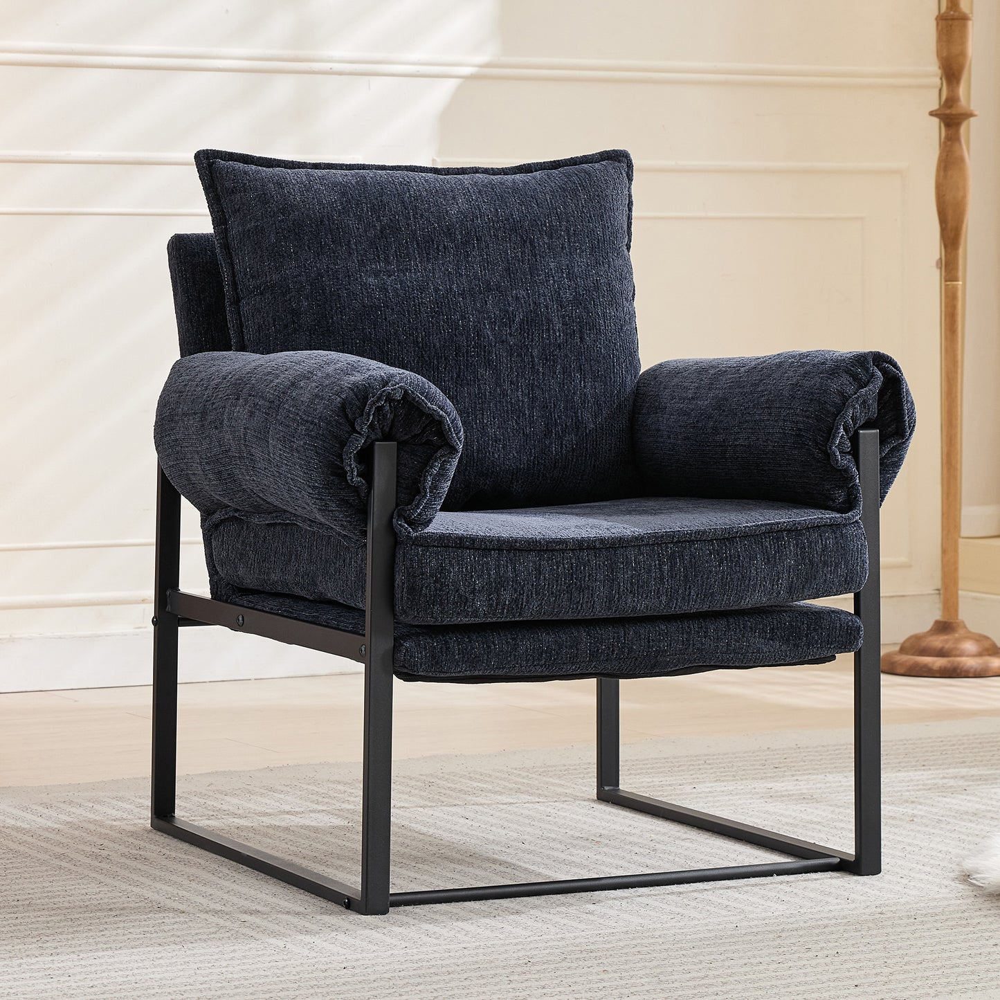 Adjustable recliner, adjustable in various angles (90°-180°), suitable for a variety of scenes, whether it is resting, games, or reading, it is an excellent choice.