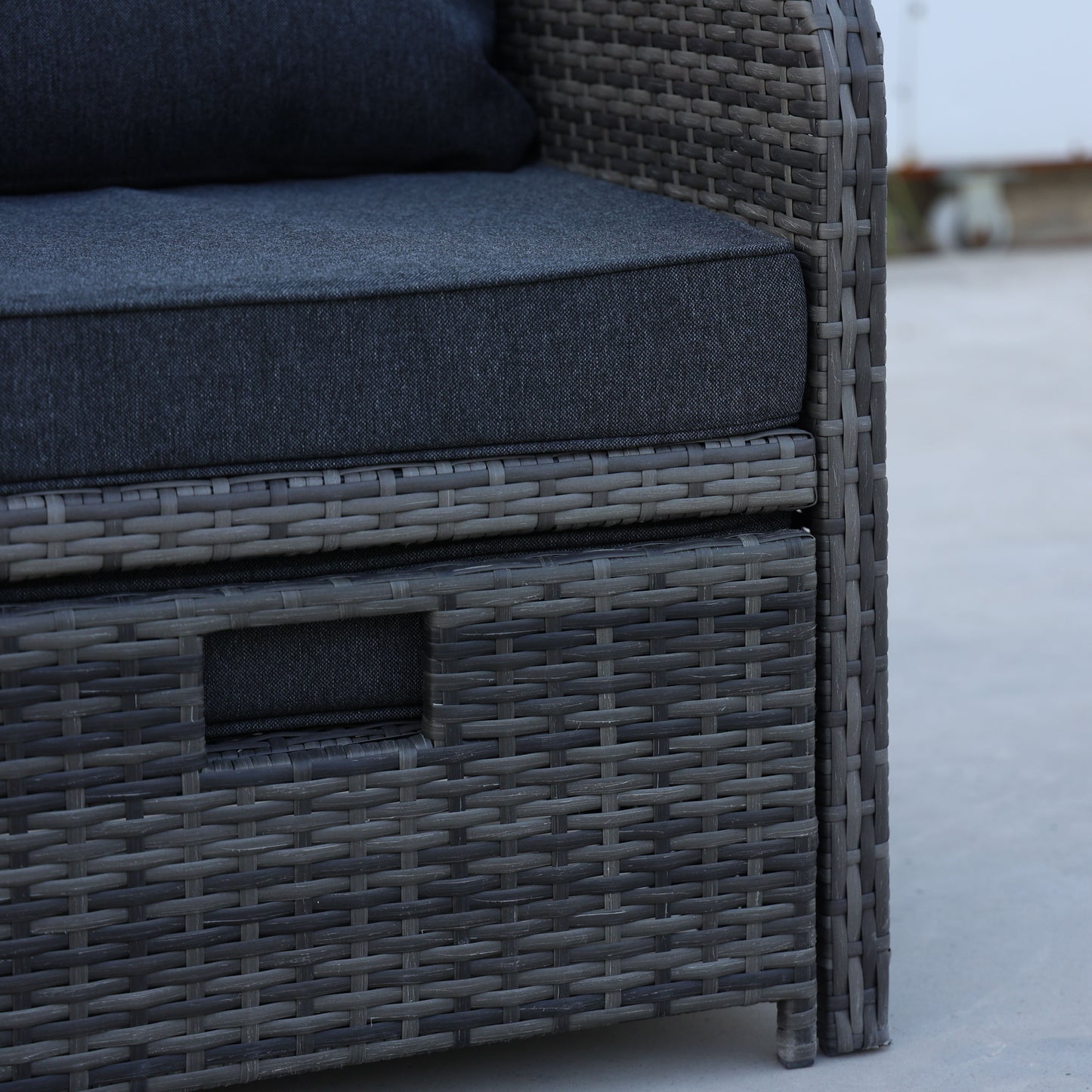 5 Pieces Wicker Patio Furniture Set Outdoor Patio Chairs with Ottomans Conversation Furniture with coffetable for Poolside Garden Balcony