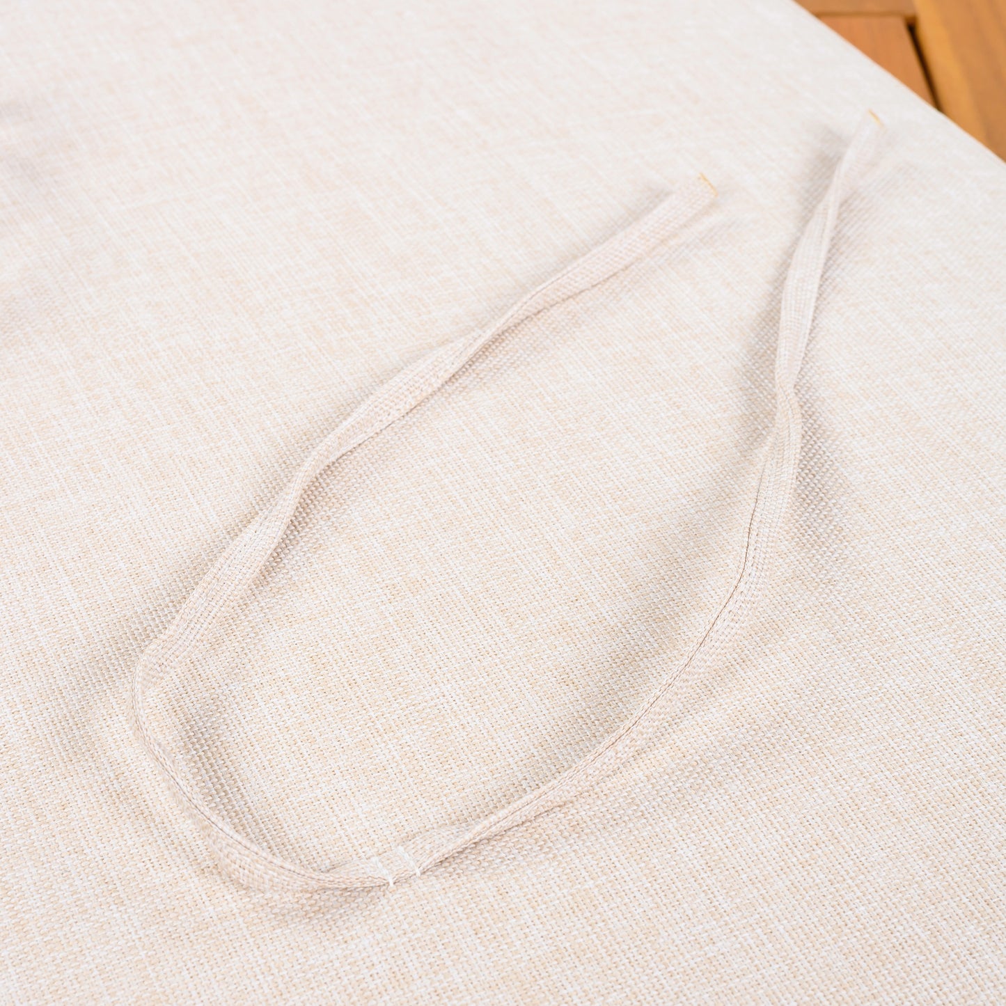 Acacia Wood Outdoor Dining Chairs 2-Pack with Mix White Rope Handles, Washable Waterproof Beige Cushions, 400 lbs Capacity