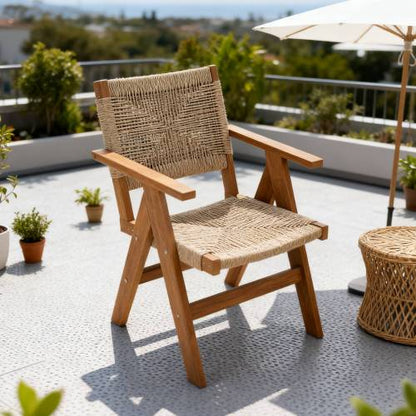 Lounge chair teak color, suitable for all seasons: Outdoor lounge chair, made of sturdy HIPS material, equipped with 304 stainless steel accessories.