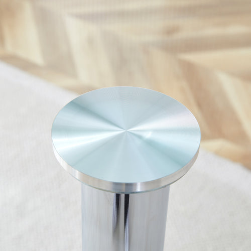 A glass tabletop with a diameter of 35 inches and a modern minimalist circular dining table with electroplated silver metal legs. Suitable for restaurants, living rooms, and conference rooms.
