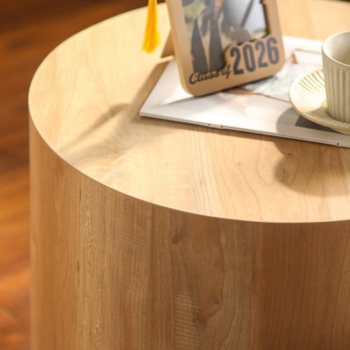 Set of 2 Wood Grain Nesting Coffee Tables
