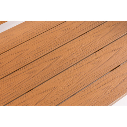 Wood-grain imitation wood side table, simple yet with a touch of texture. A small tabletop for outdoor picnics.