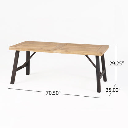 outdoor table
